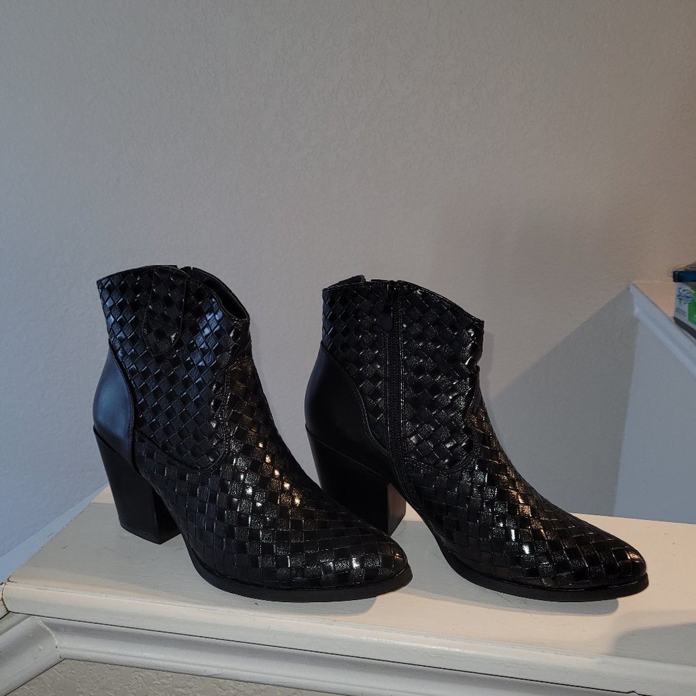 Woven black booties